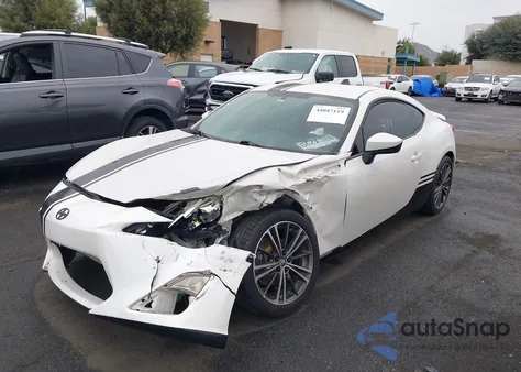2013 Scion Fr-S from USA, damaged, VIN JF1ZNAA11D2720946